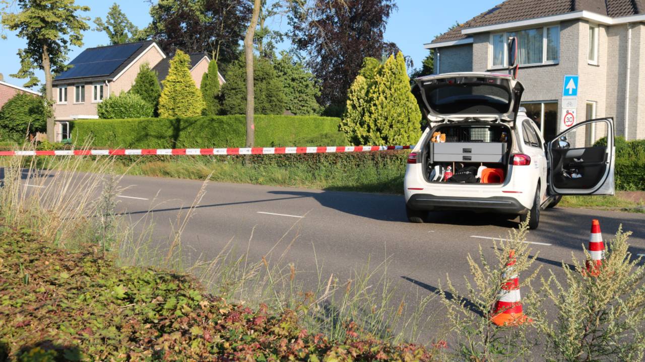 De weg werd afgesloten na het ongeval (foto: TVSchijndel).