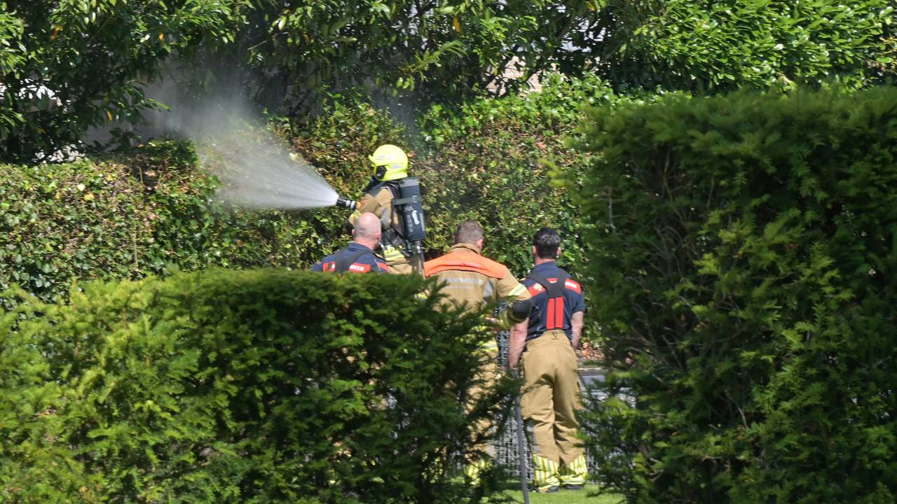 De brandweer moest nog vooral nablussen (foto: SQ Vision/Perry Roovers).