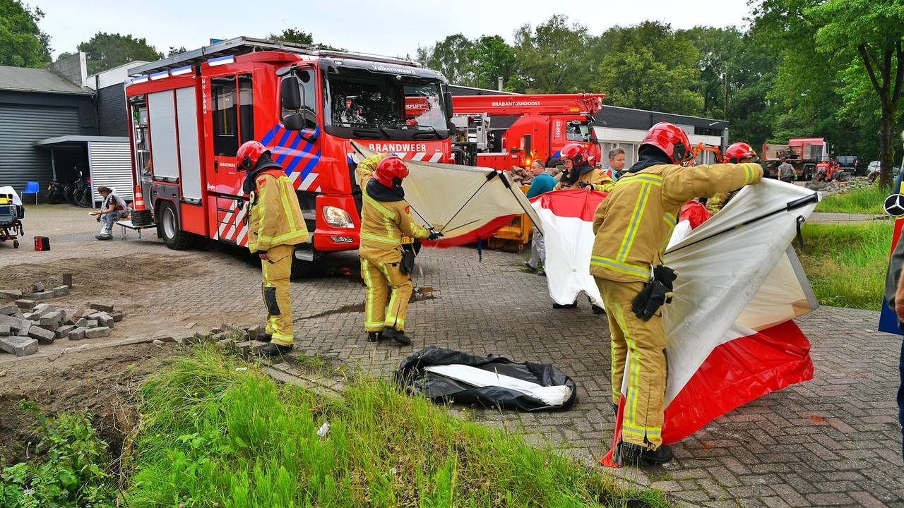 De brandweer hoefde zelf niet te blussen (foto: SQ Vision/Rico Vogels).