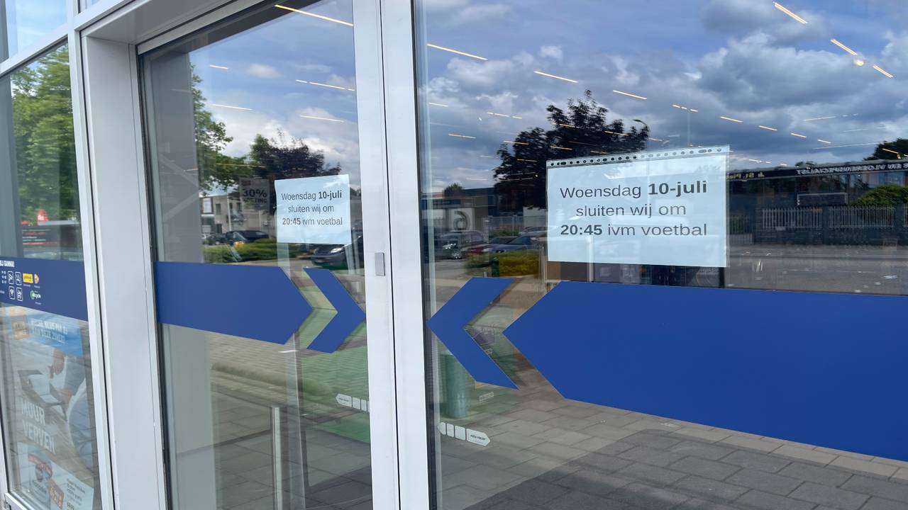 De winkel is om 20.45 dicht (foto: Omroep Brabant).