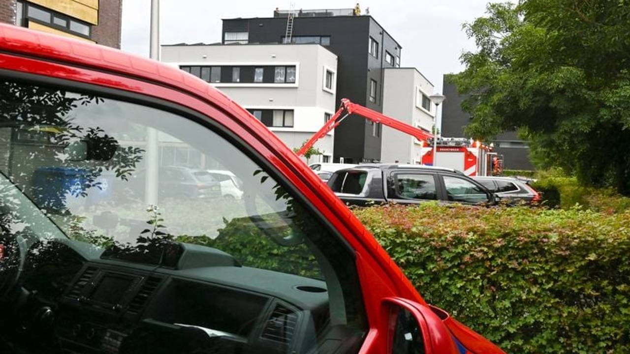 Het appartementencomplex waar het bedrijfsongeval gebeurde (foto: Perry Roovers/SQ Vision).