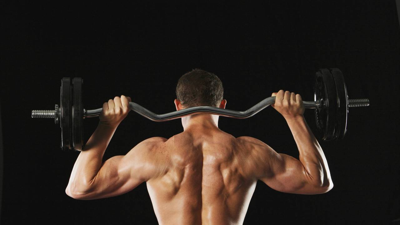 Een bezoek aan de sportschool is populair,  maar bij jongeren kan het gevaarlijk zijn (foto: ANP).