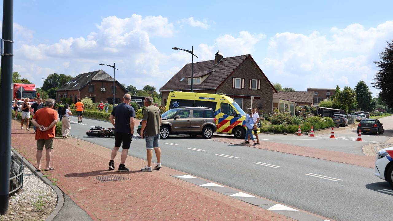 Het verkeer heeft veel last gehad van het ongeluk (foto: Marco van den Broek/SQ Vision).