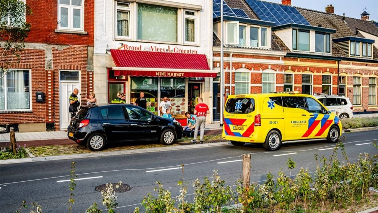 Het ongeluk met de fatbike en de voetganger op de Antwerpsestraat (foto: Eye4images).