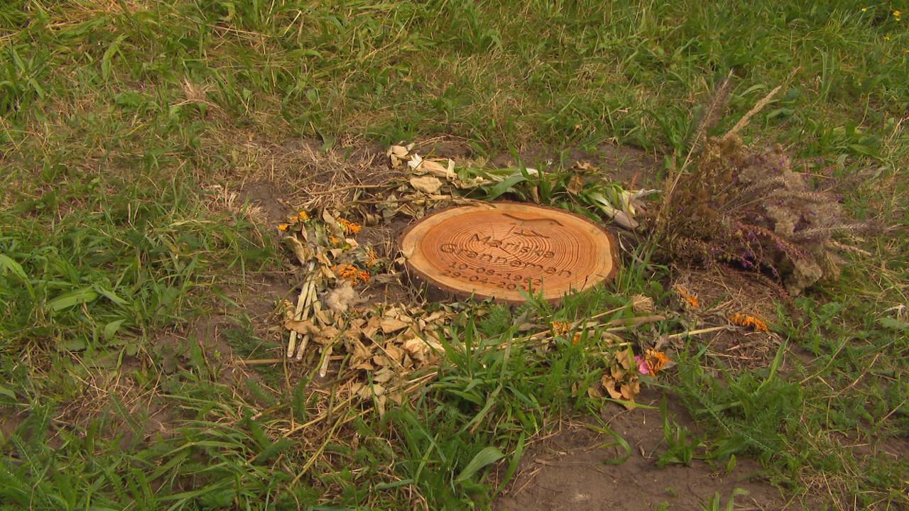 Het graf van Mariska (foto: Omroep Brabant).