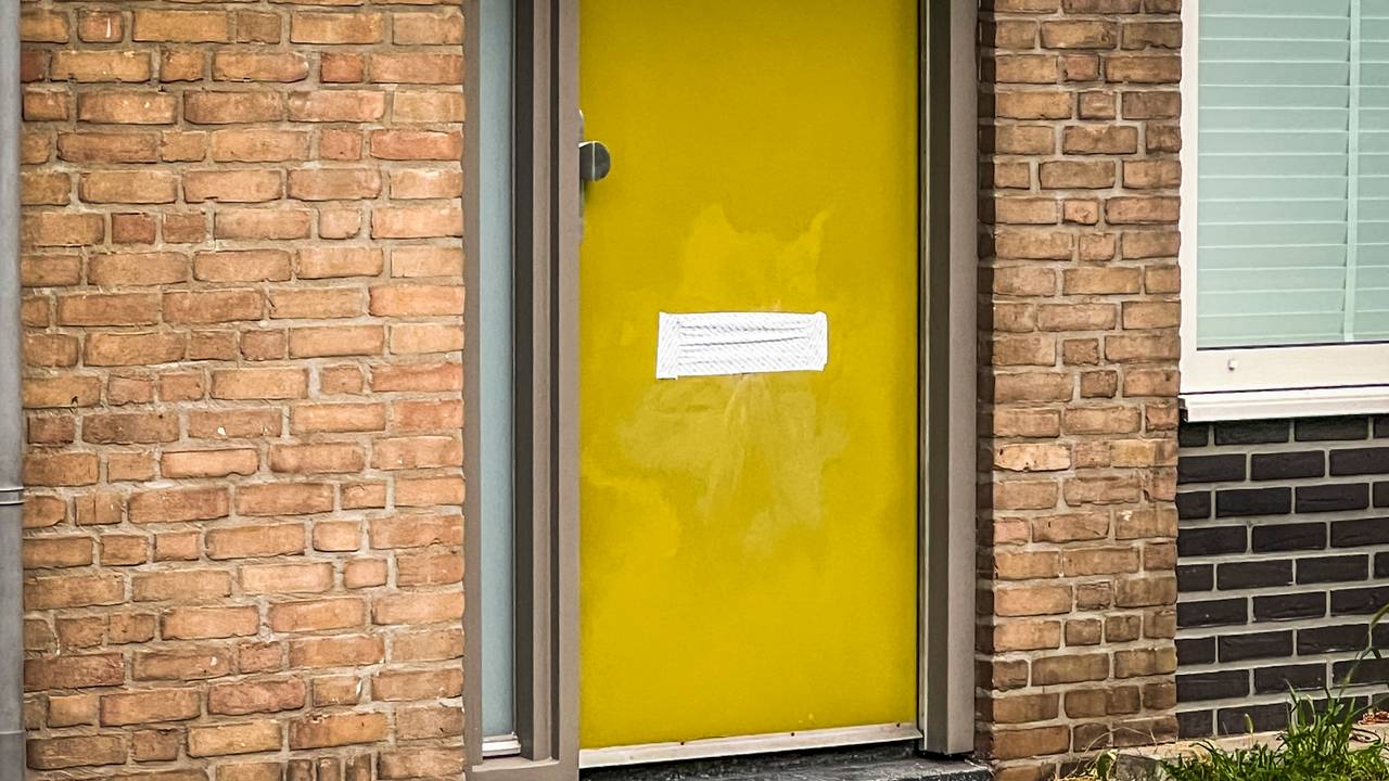 De brievenbus ging aan flarden (foto: SQ Vision).