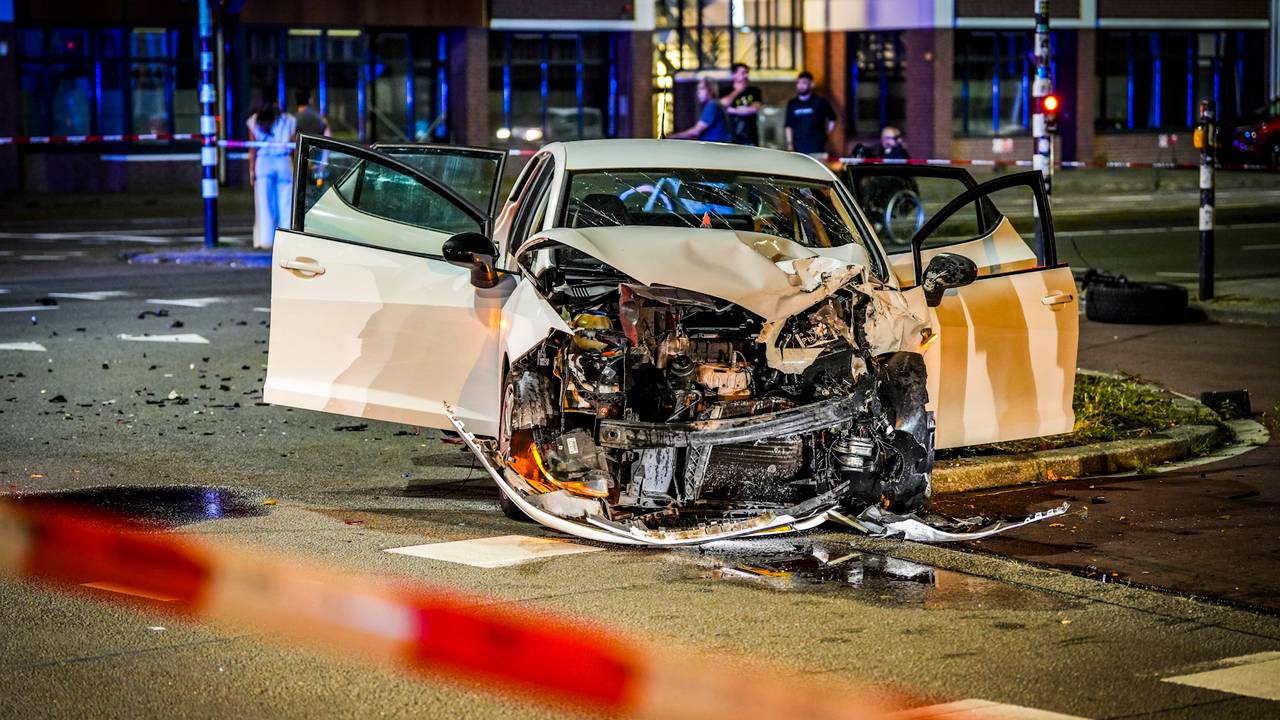 Drie gewonden en één aanhouding bij een zwaar ongeluk in Eindhoven.