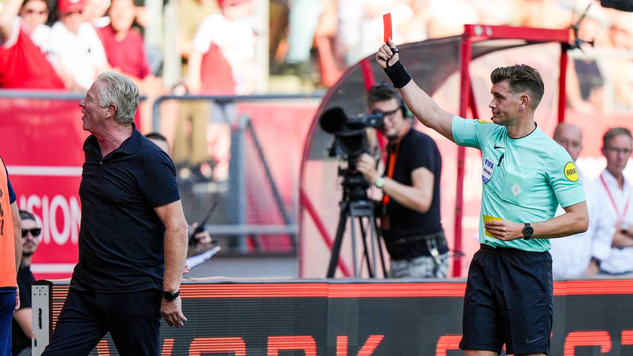 Rood voor trainer Peter Maes (foto: ANP).