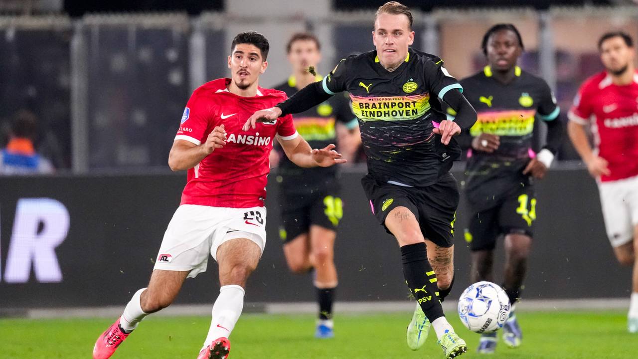 Karsdorp in de wedstrijd tegen AZ afgelopen zaterdag (foto: Orange Pictures).