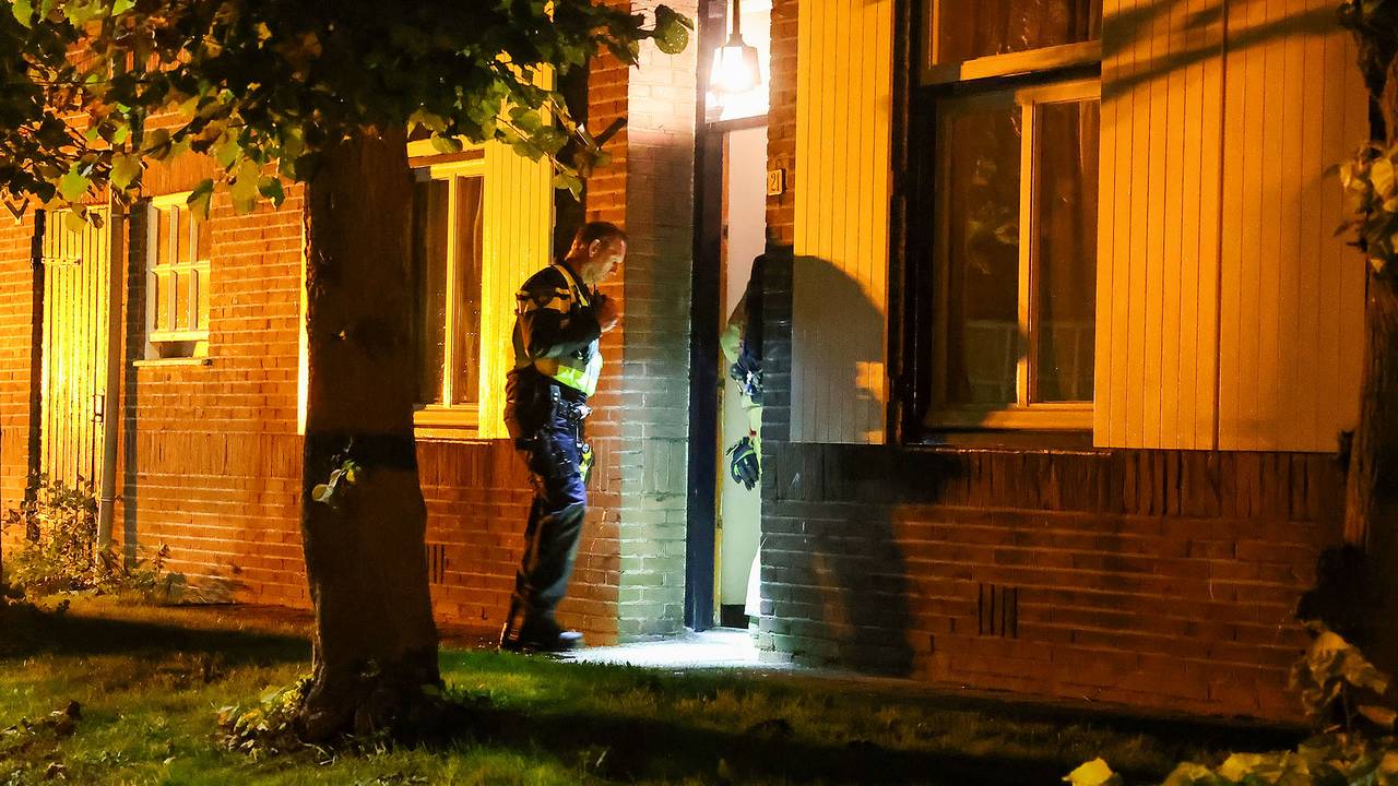 Ook in Leende ontplofte zaterdagnacht een explosief bij een huis (foto: SQ Vision).