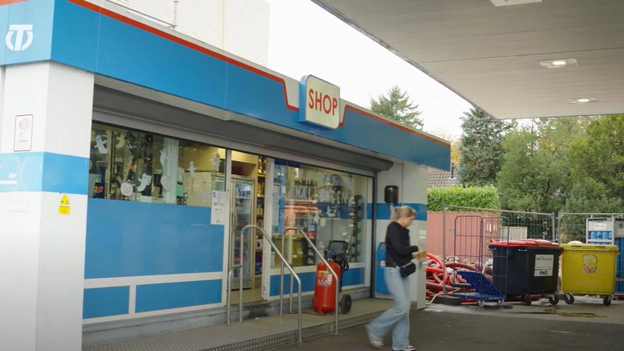 Het tankstation net over de grens sluit voor twee maanden (foto: Omroep Tilburg).