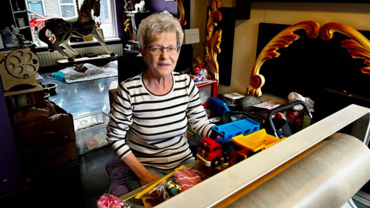 Jaarlijks deelt José meer dan duizend cadeautjes uit aan kinderen in armoede (Foto: Omroep Tilburg)