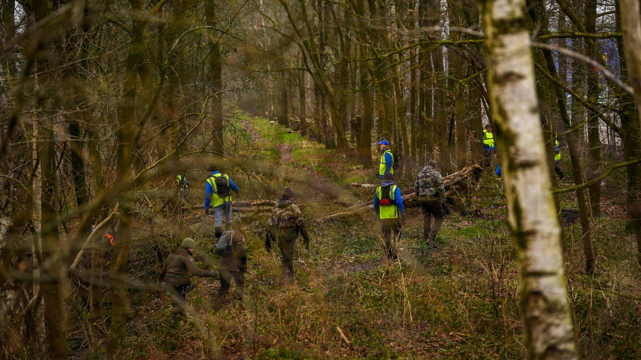 Een grote zoekactie is gestart naar de vermiste Nick Bloos (foto: SQ Vision).