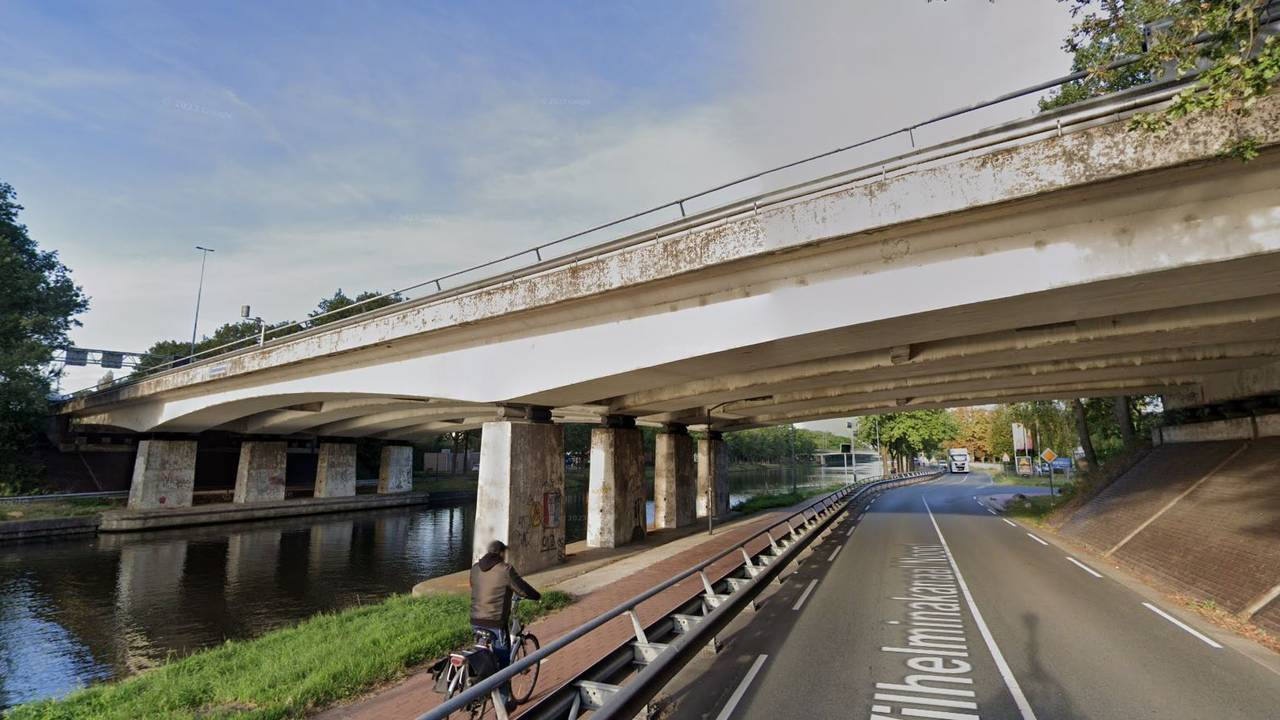 De Oosterhoutse Brug bij Oosterhout (Foto: Google Maps)