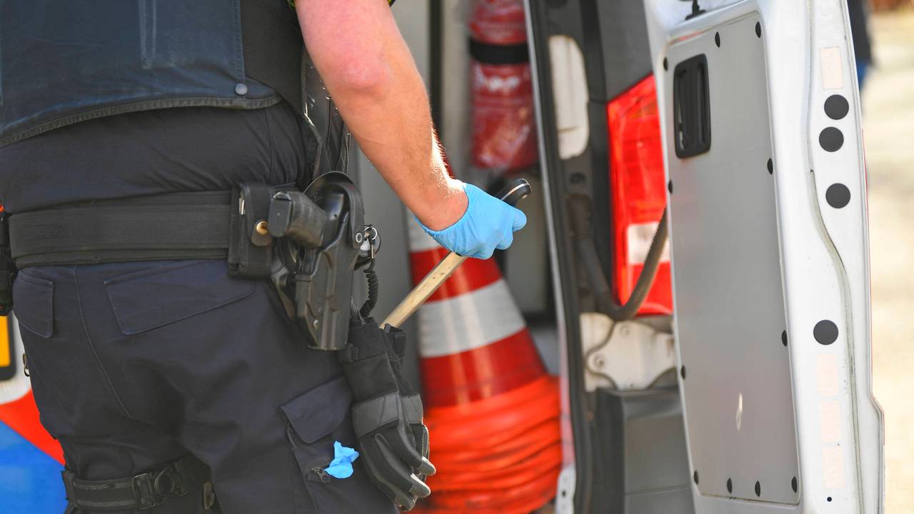 Het mes dat naar buiten kwam (foto: Rico Vogels / Persbureau Heitink).