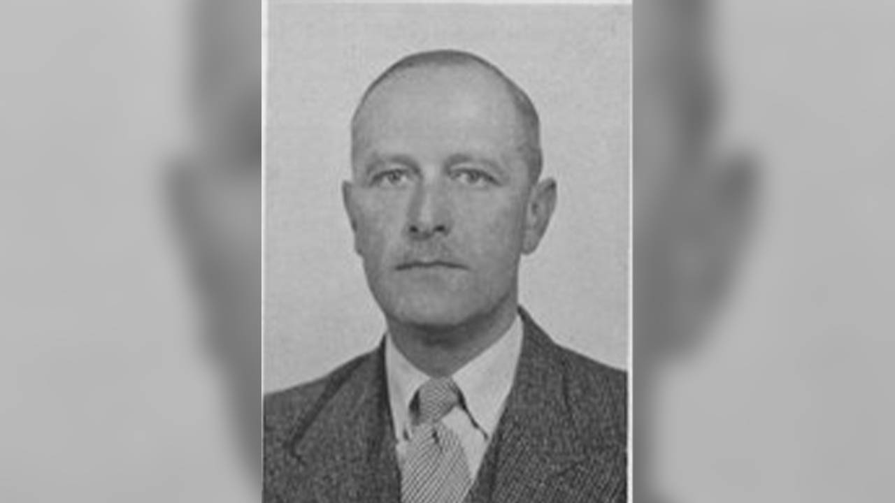 Directeur-hoofdredacteur Cornelis Riezebos van de Bredasche Courant (foto: Van Holkema& Warendorf BV)