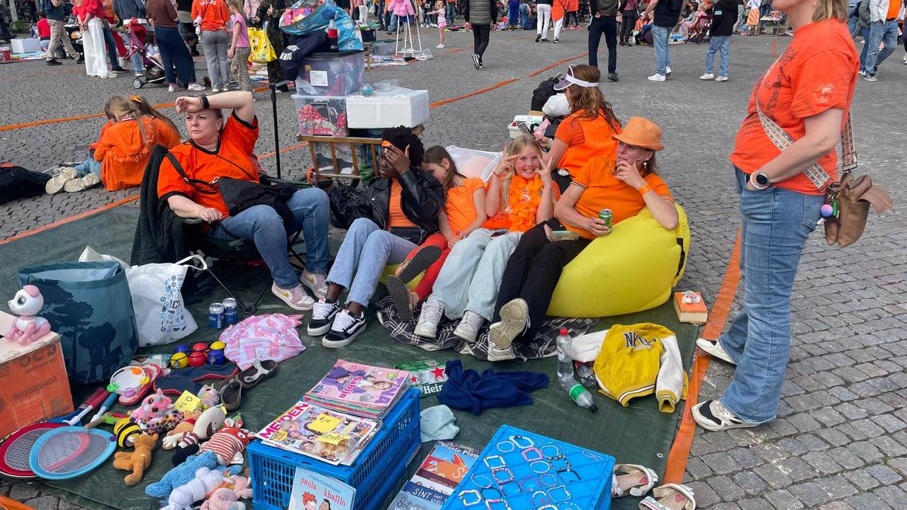 Op de vrijmarkt in Den Bosch (foto: Hans Janssen).