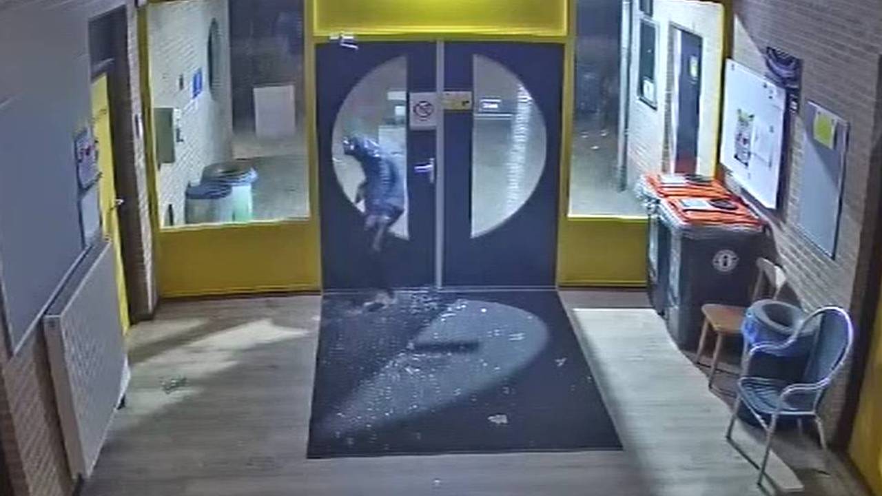 Petros brak in bij voetbalclub DIA.