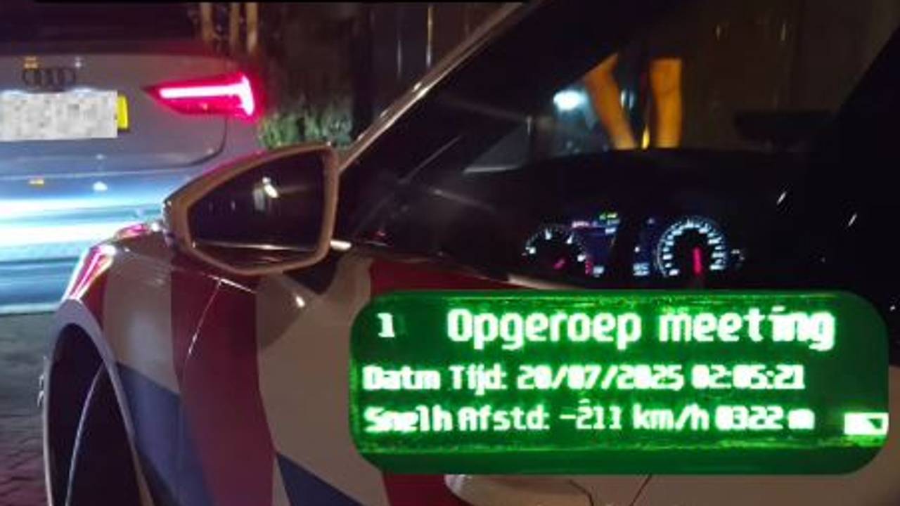 Automobilist racet met snelheid van 211 kilometer per uur over weg