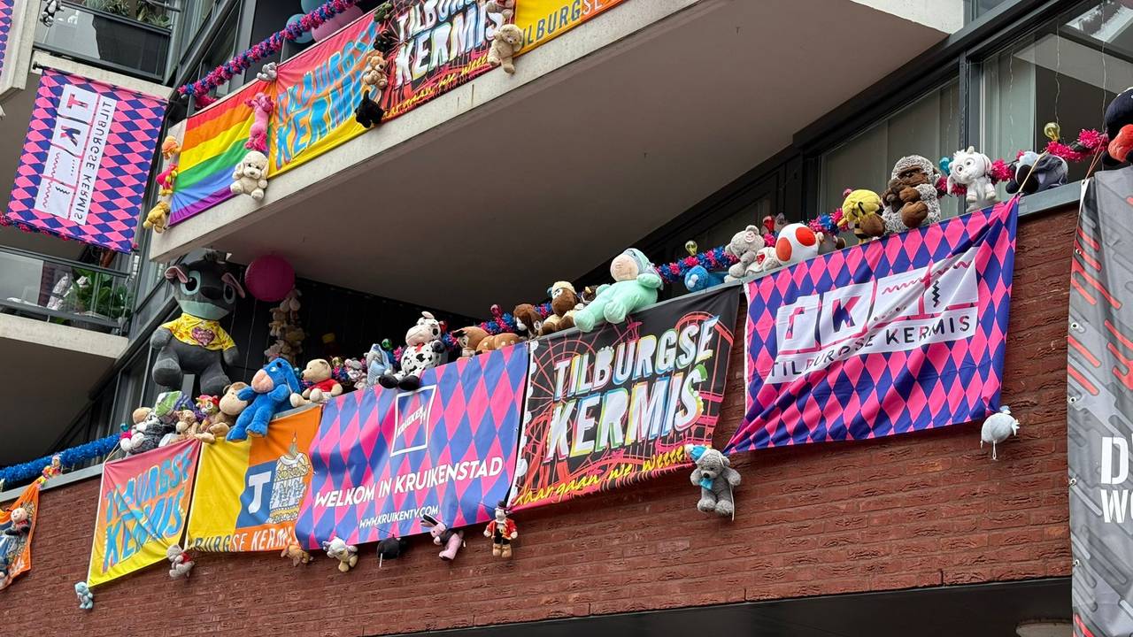 Feest op het balkon (foto: Evie Hendriks).