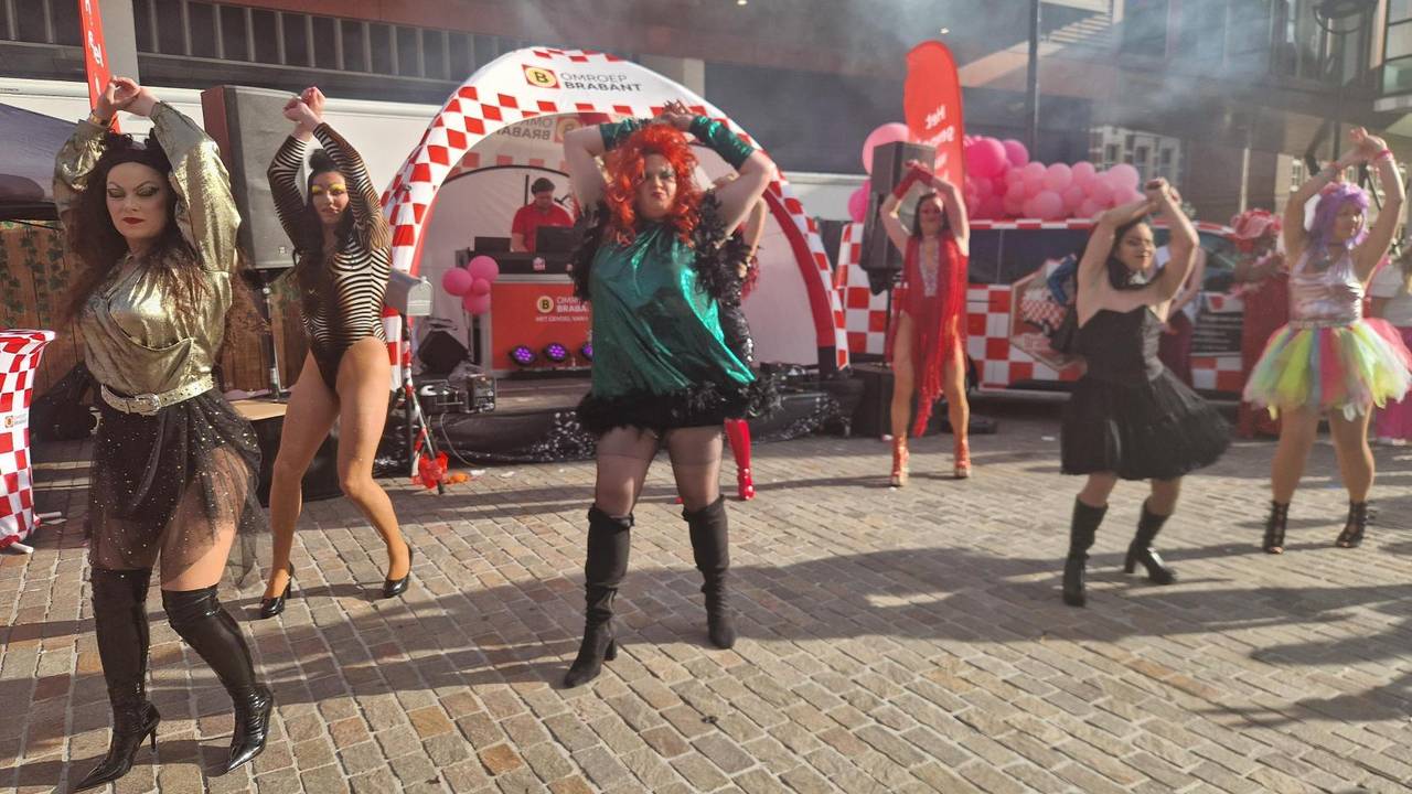 Een paar castleden gaven een mooie show weg (Foto: Danique Pals).