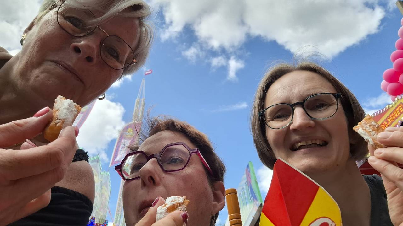 Samen hebben de dames een heerlijke middag beleefd (foto: Facebook Yvonne de Leeuw).