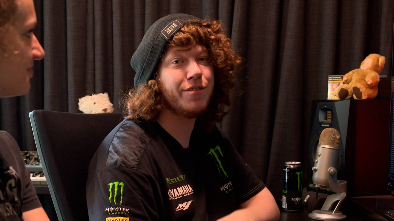 Gladde Paling maakt een speciale kermistrack.