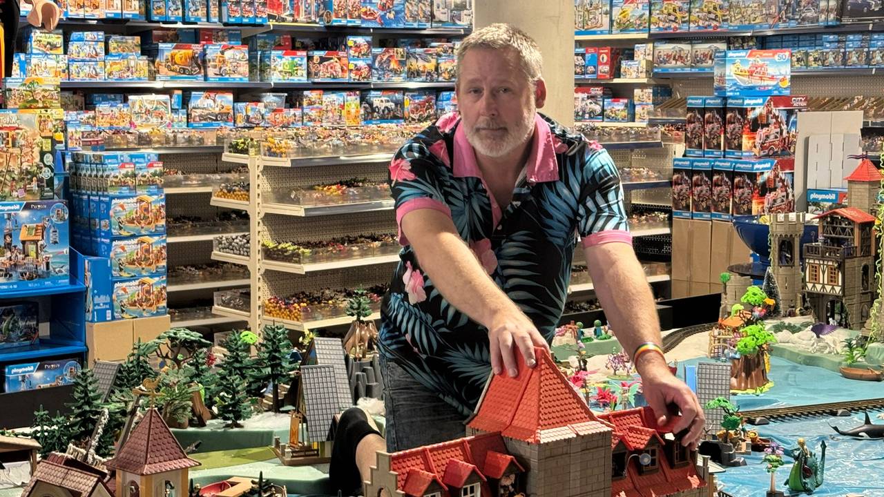 Oprichter Patric in het Playmobil-paradijs (privéfoto).