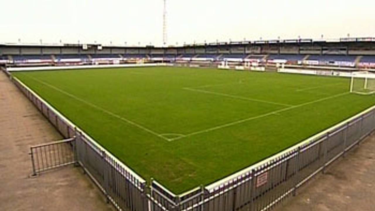 Mouwen is momenteel ook jeugdtrainer bij RBC Roosendaal.