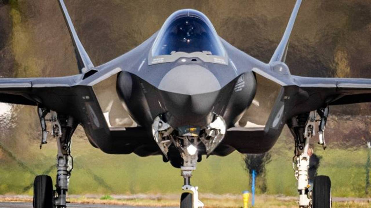 Een F-35 op Vliegbasis Volkel (foto:ANP).