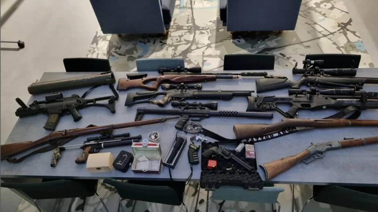 De wapens die in 2023 werden gevonden.