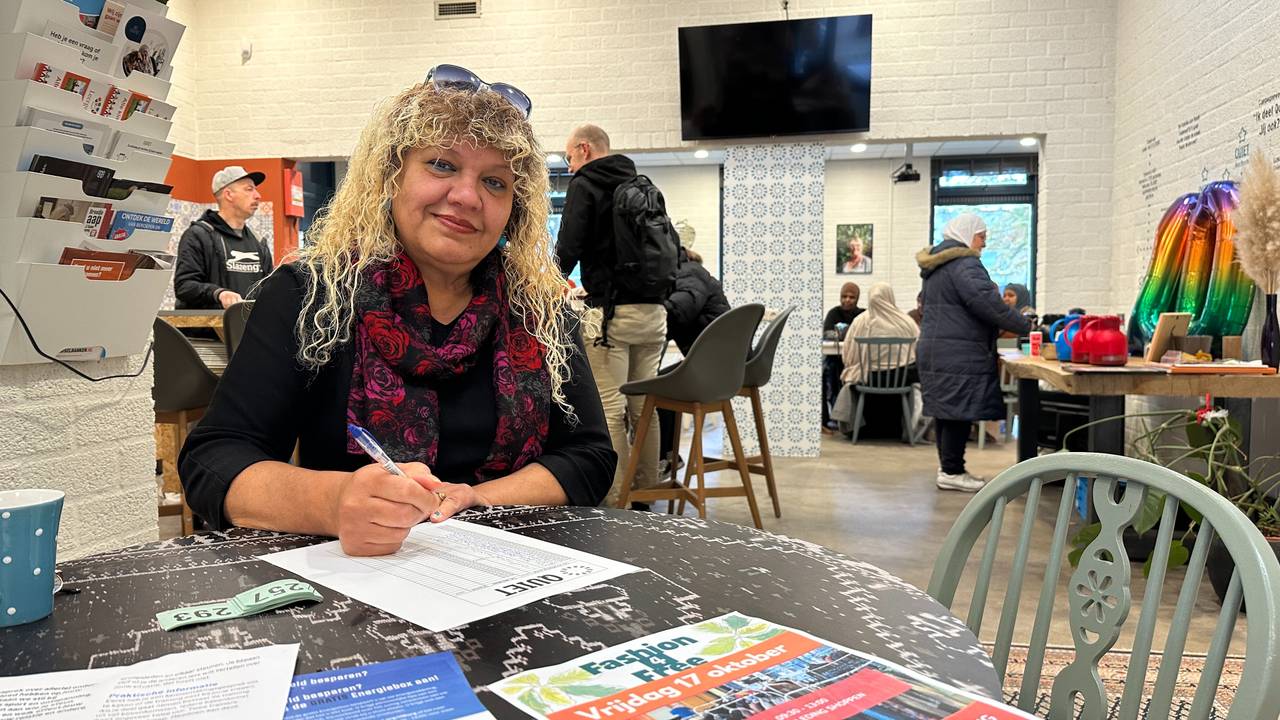 Sindus als gastvrouw bij Quiet in Tilburg (foto: Pieter Soethout)