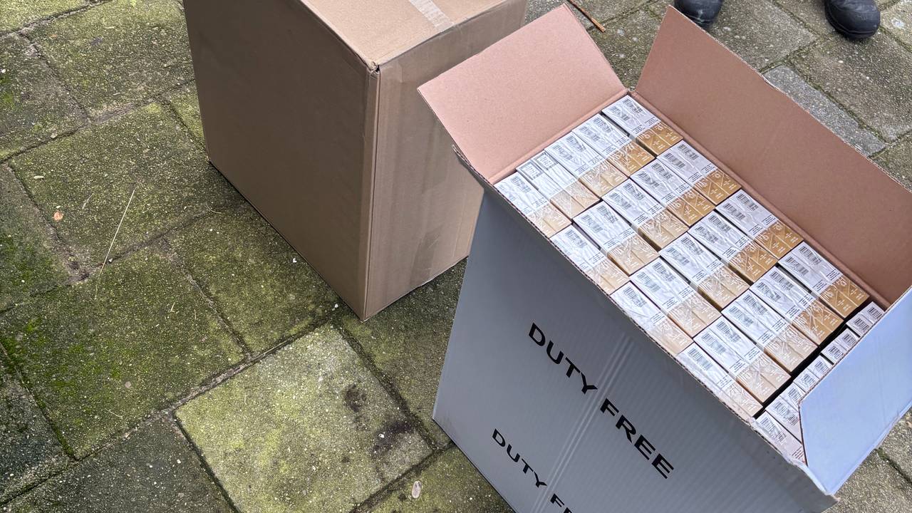 390.000 illegale sigaretten gevonden in garageboxen