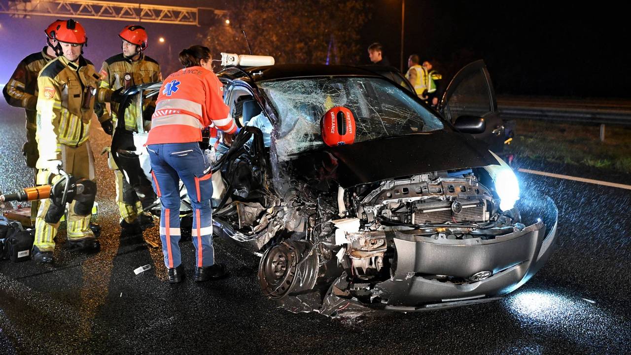 Na avtocesti A58 prišlo do dveh nesreč, ena oseba huje poškodovana