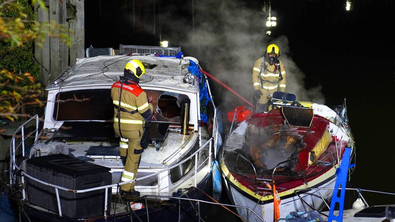 Boot uitgebrand in Den Bosch