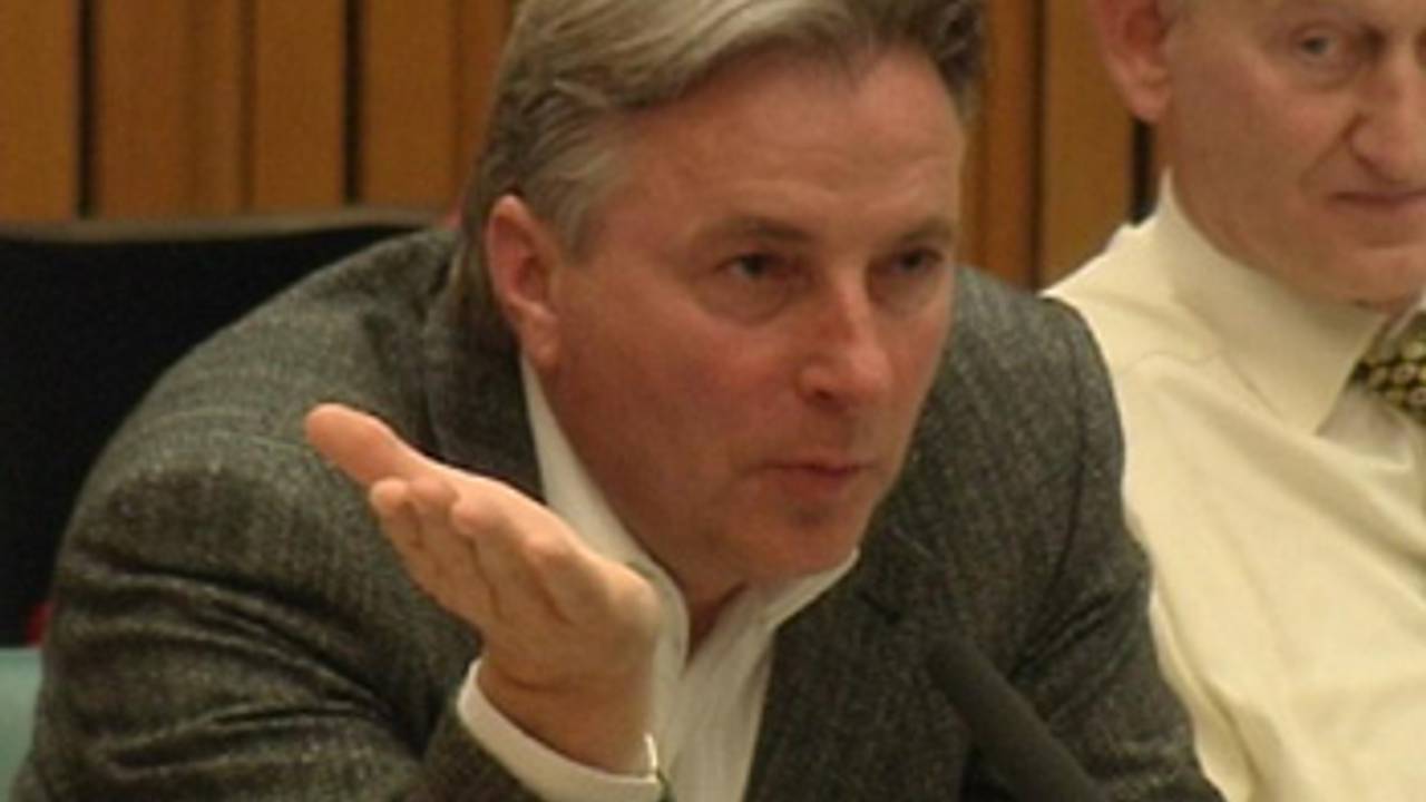 Smolders wil een demissionair college