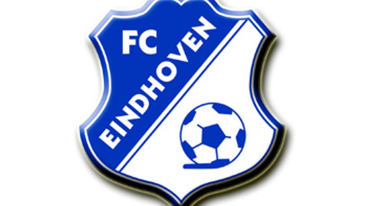De eerste exemplaren gingen naar de clubiconen.
