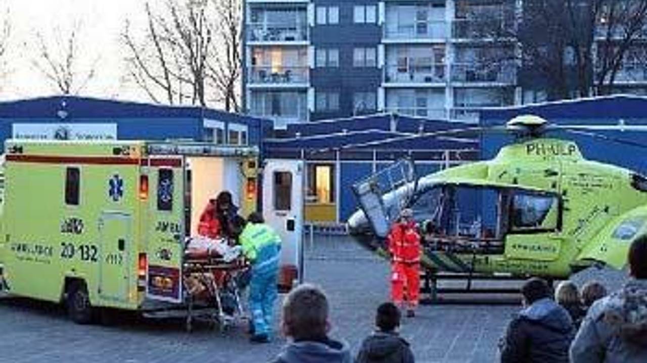 Het kind werd per traumahelikopter naar het ziekenhuis gebracht (foto: Toby de Kort).