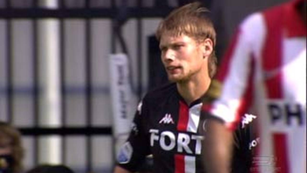 Theo Lucius in het shirt van Feyenoord.