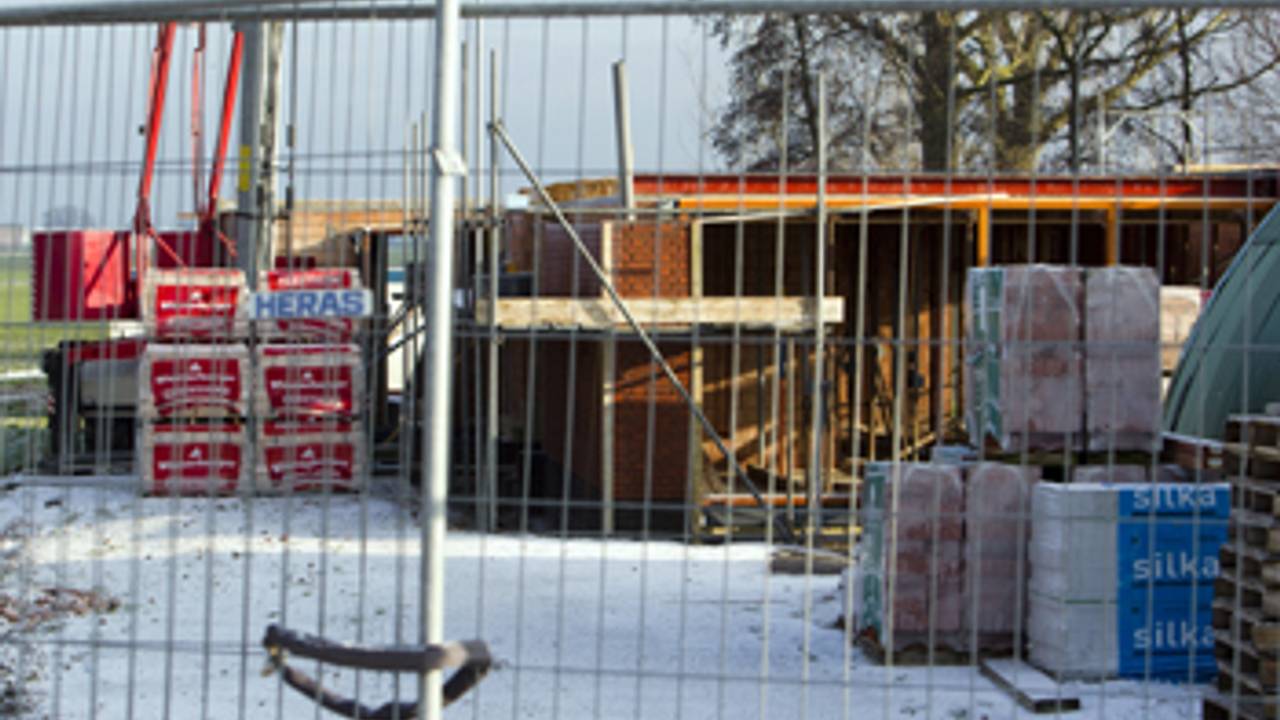 Bouwplaats in heel het land liggen stil. (Foto: ANP)