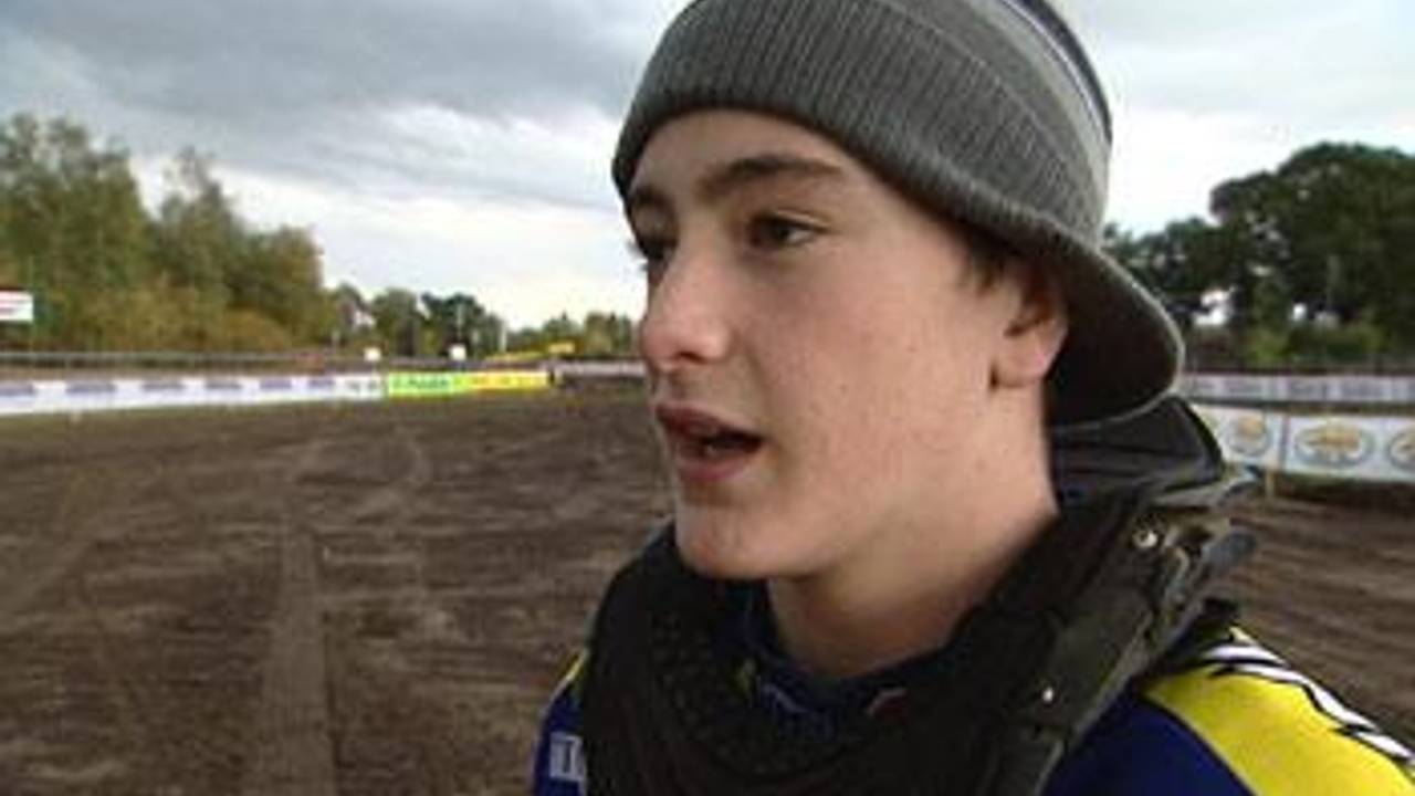 Jeffrey Herlings mag van de dokter nog niet trainen.