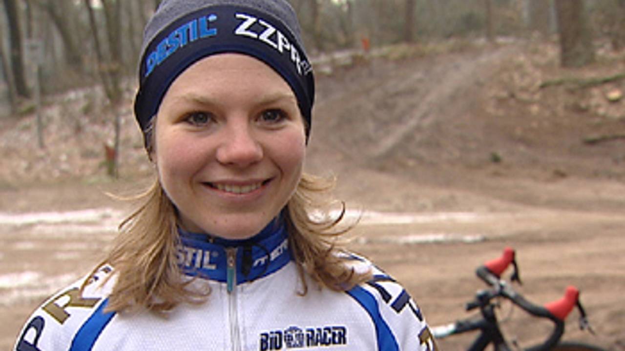 Sanne van Paassen wint veldrit in Namen Omroep Brabant
