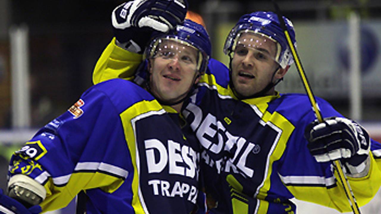 Tilburg Trappers won de topper tegen Nijmegen met 5-0. (Foto: Wim van Beijsterveldt)