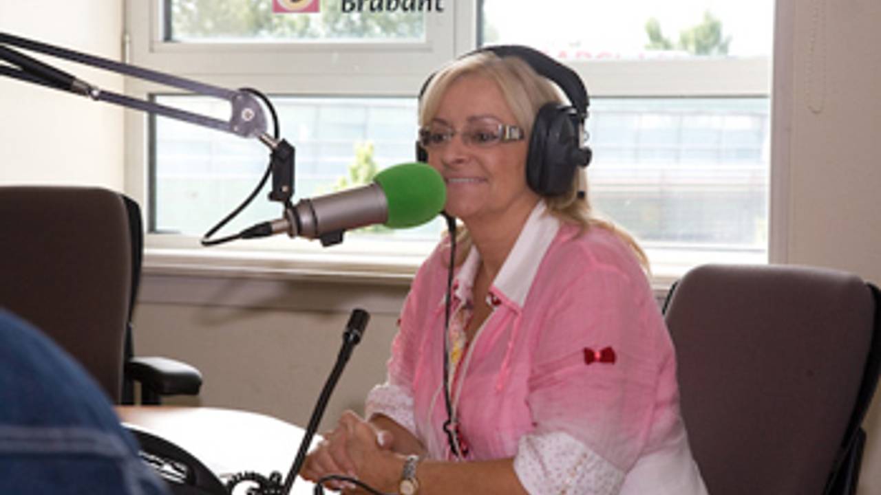 Corry gaat er weer voor met Marlous.