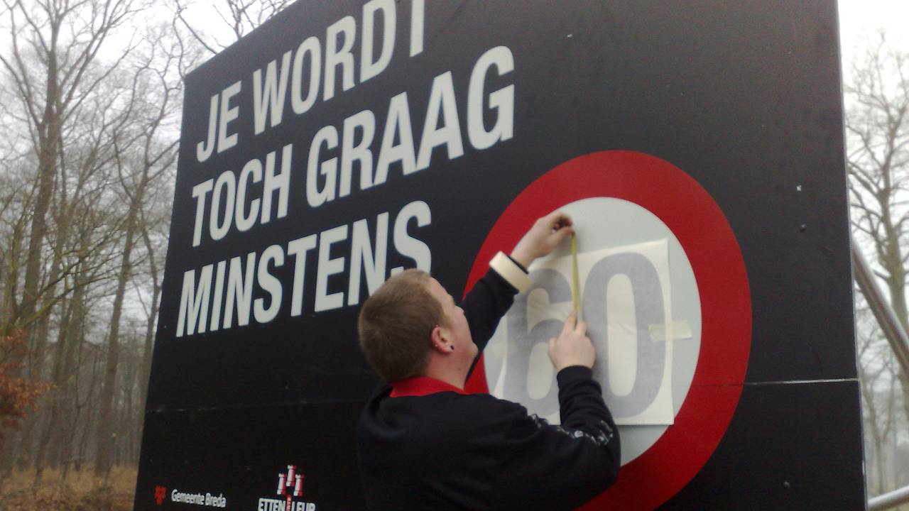 Extra verkeersborden tussen Breda en Etten-Leur
