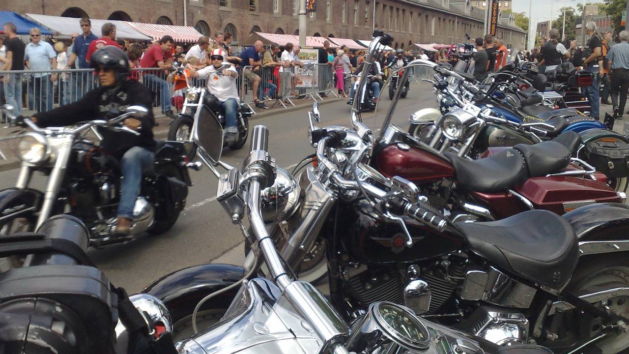 10.000 motoren tijdens de Harley-dag.