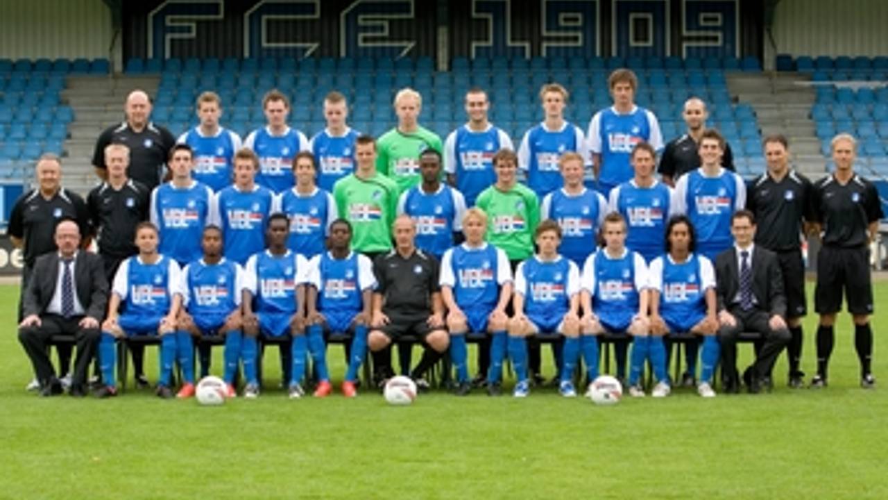 FC Eindhoven strijdt om een plek in de eredivisie.