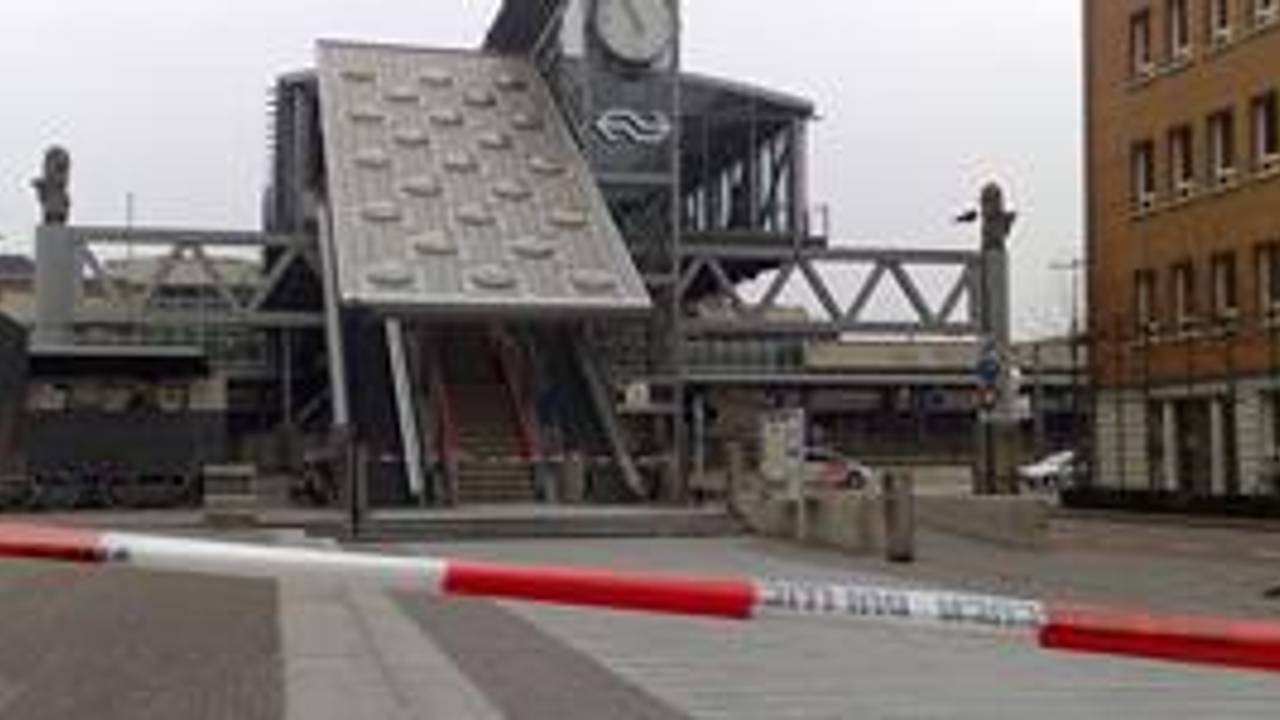 Station Den Bosch na de ontruiming.