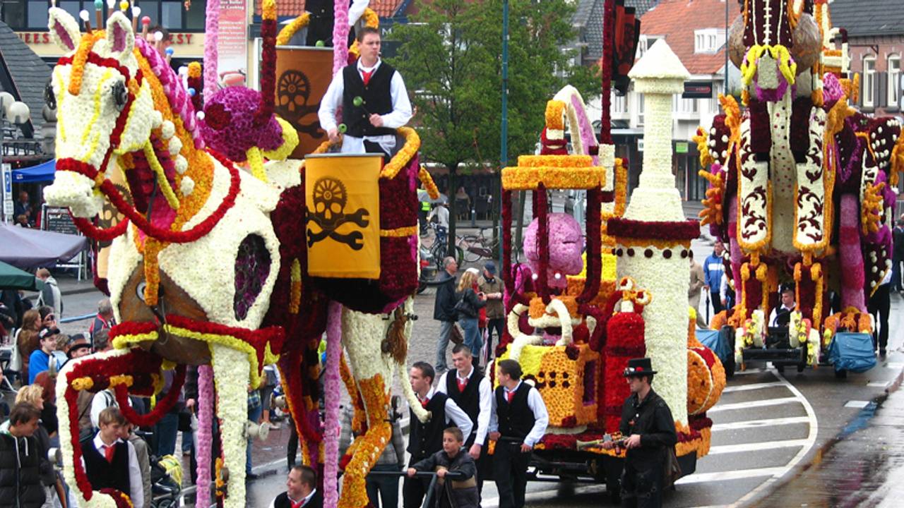 De winnende corsowagen van dit jaar.