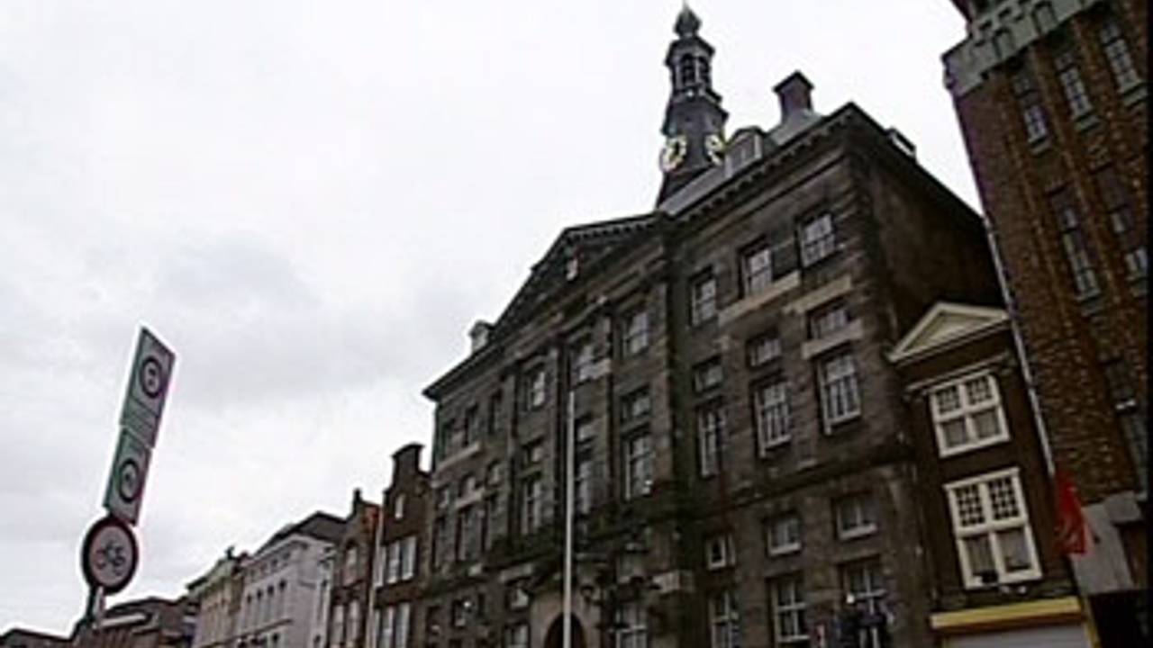 DB stadhuis algemeen 350x215